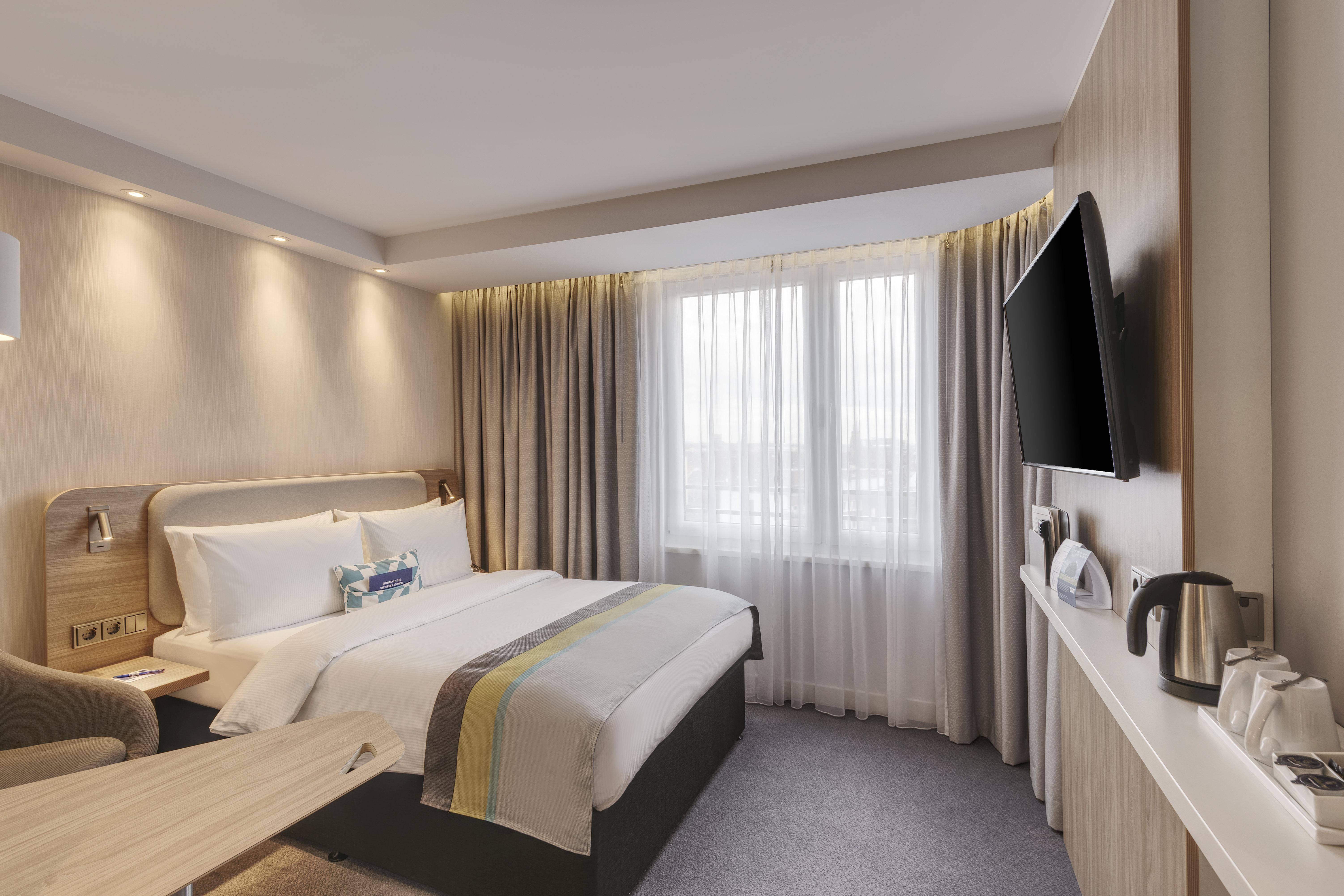 Holiday Inn Express - Cologne - City Centre Экстерьер фото