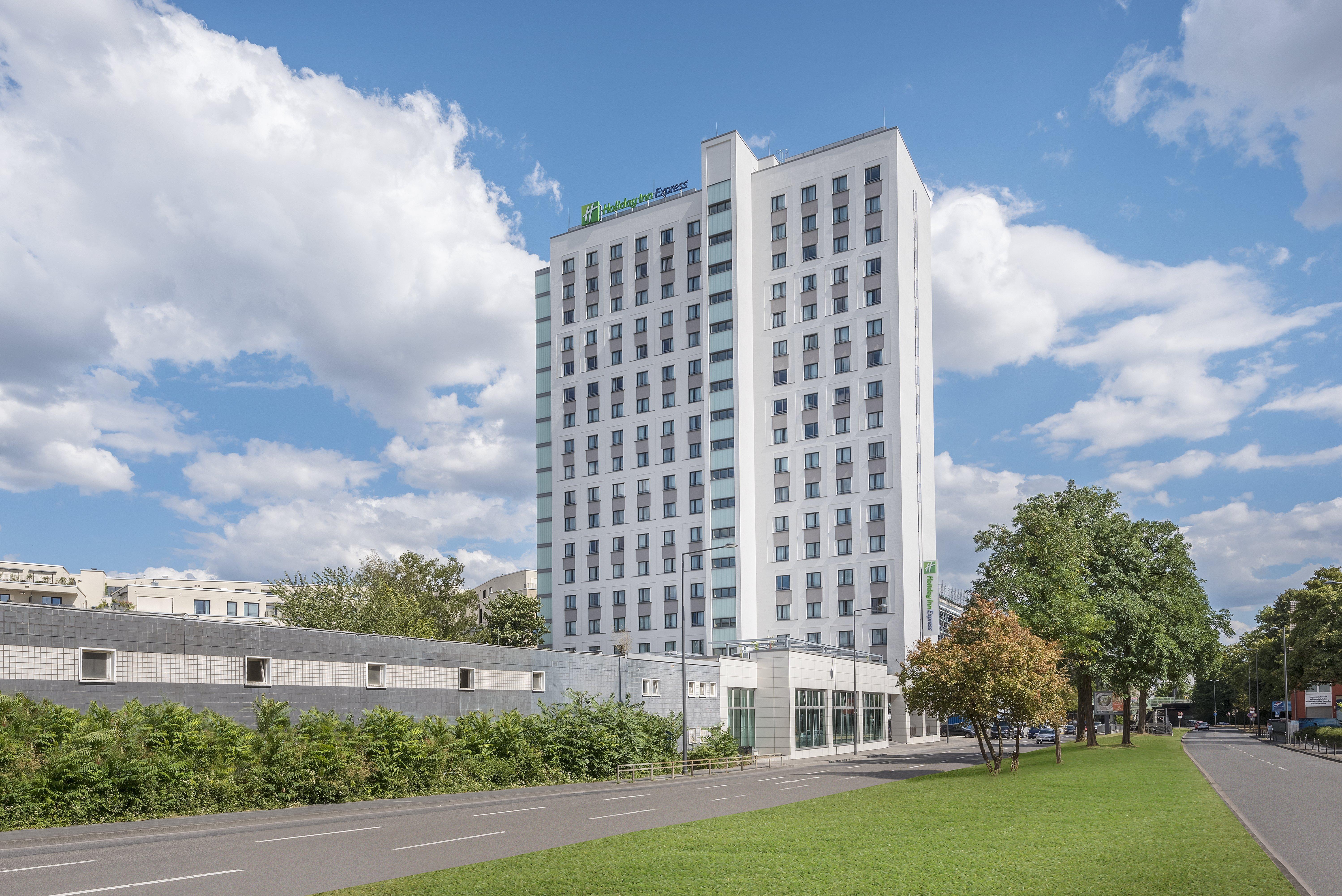 Holiday Inn Express - Cologne - City Centre Экстерьер фото