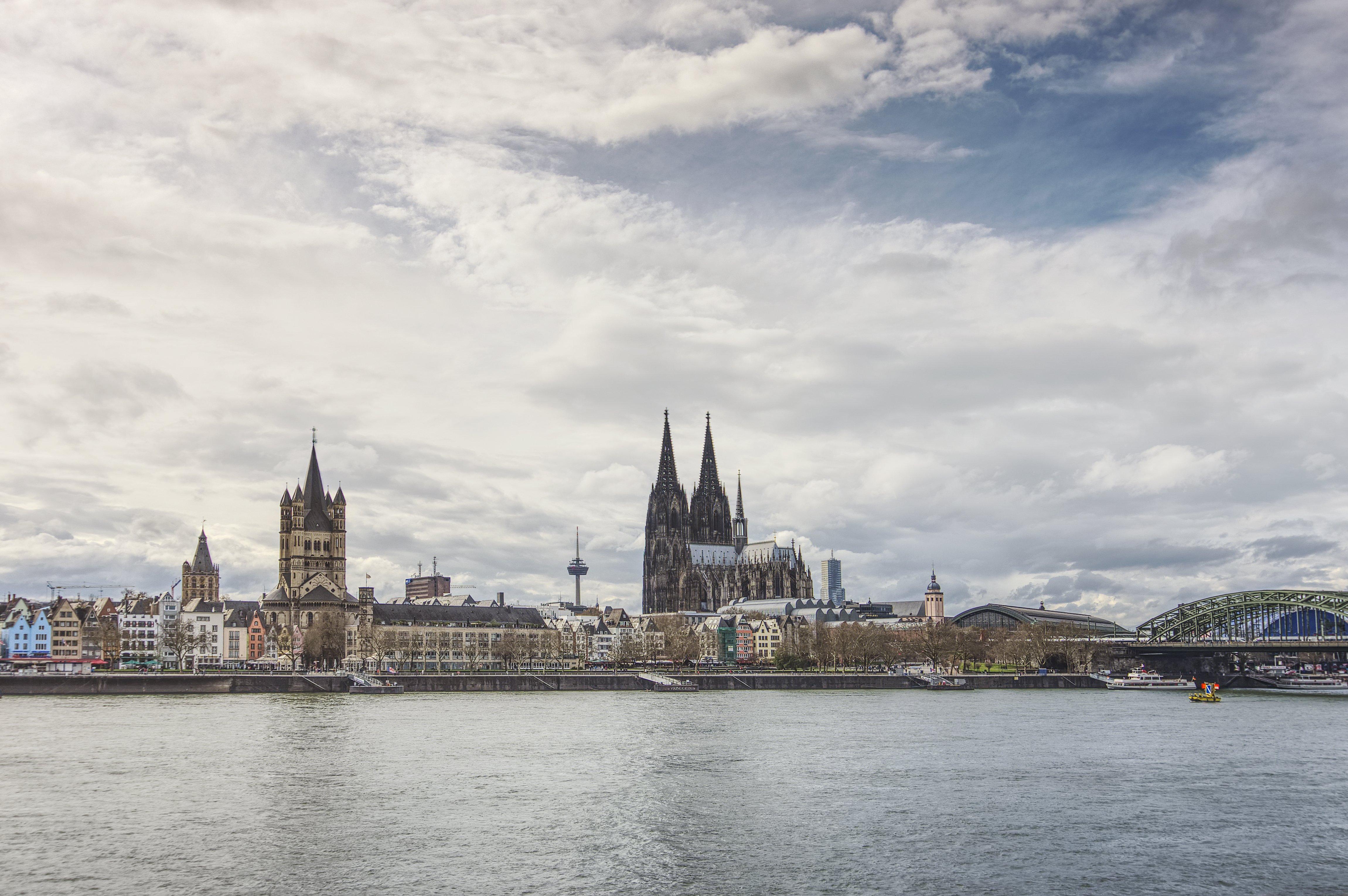 Holiday Inn Express - Cologne - City Centre Экстерьер фото